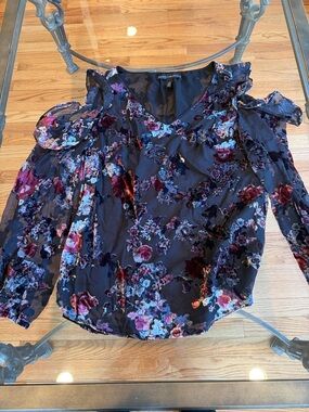 White House Black Market Black Floral Velvet Burnout Cold-Shoulder Blouse